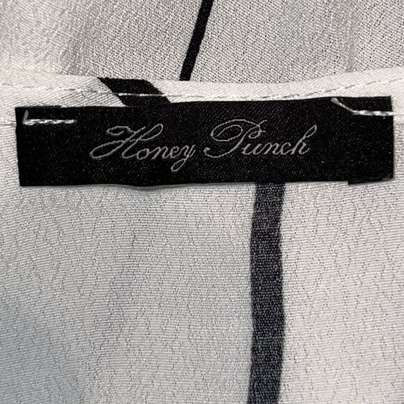 HONEY PUNCH WOMEN WHITE BLACK STRIPED WRAP BLOUSE STYLE T1758C SIZE SMALL V NECK - Picture 6 of 9